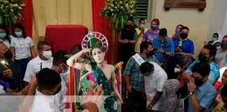 Diriambinos inician sus fiestas patronales con la bajada de la imagen de San Sebastián