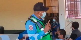 Policía de tránsito capacita a conductores escolares en Boaco