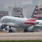 Vuelo cancelado por negativa de mujer a usar mascarilla