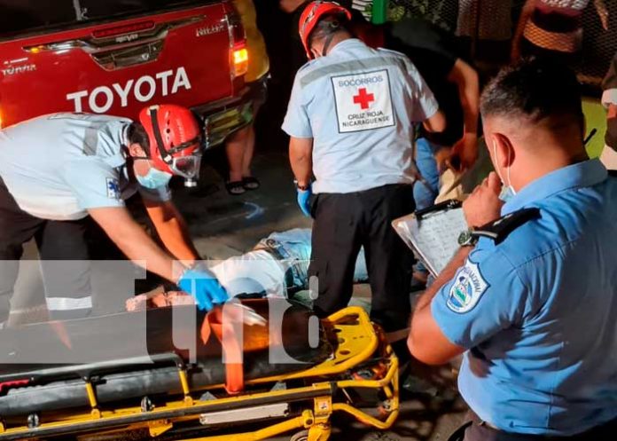 Personas lesionadas por un imprudente conductor en el sector Las Colinas