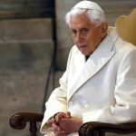 Vaticano defiende a Benedicto XVI de informe sobre casos de pederastia Papa Benedicto XVI sobre casos de abusos sexuales