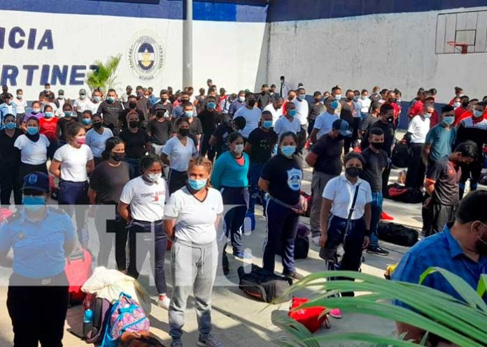 Nuevos aspirantes a policías en Nicaragua