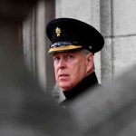 Príncipe Andrés niega acusaciones de abuso sexual contra una menor