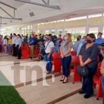 20 mil becas disponibles en Nicaragua con universidades privadas Conferencia de prensa sobre becas universitarias en Nicaragua