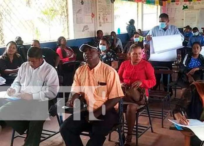 bilwi-docente-1 Capacitación para docentes en Bilwi