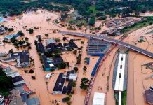 Aumentan a 21 los muertos por las fuertes lluvias en Sao Paulo, Brasil Aumentan a 21 los muertos por las fuertes lluvias en Sao Paulo, Brasil