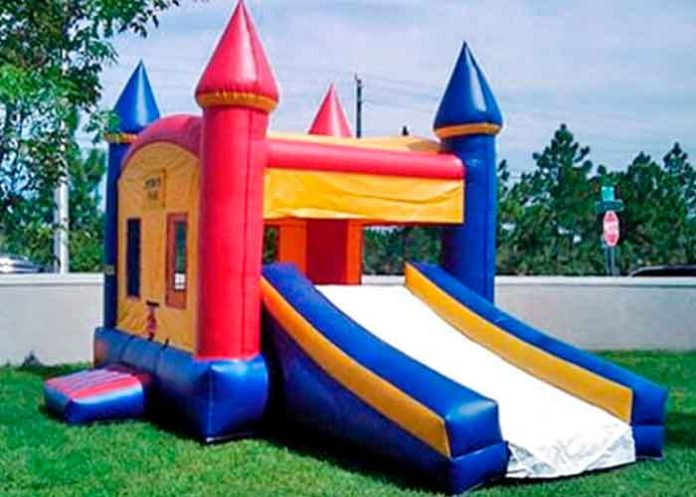 Niña muere tras volarse de un 