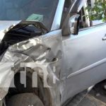 Chocan y terminan dentro de una casa en Monseñor Lezcano, Managua Accidente de tránsito en Monseñor Lezcano, Managua