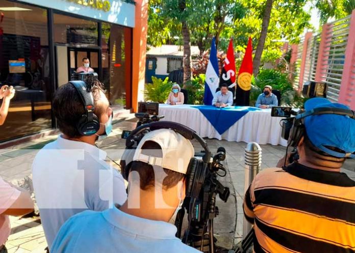 Conferencia de prensa del MINED Nicaragua