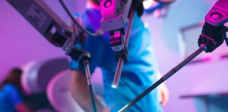 ¡Sin ayuda de humano! Robot realizó la primera cirugía intestinal