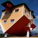 La «Casa Al Revés» en Colombia causa sensación en redes sociales La "Casa Al Revés" en Colombia causa sensación en redes sociales