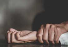 Hombre abusó de una mujer al interior de una patrulla en Colombia Hombre abusó de una mujer al interior de una patrulla en Colombia