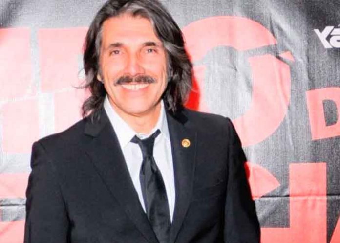 Famosos lloran la muerte del cantante Diego Verdaguer