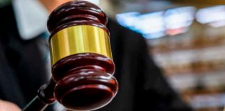 ¡Polémica en España! Declaran legal el pago de deudas con sexo oral