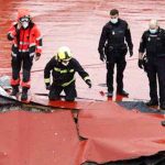 Dos trabajadores mueren al derrumbarse el techo de un colegio en España Mueren dos trabajadores al derrumbarse el techo de un colegio en España