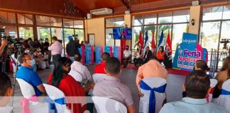 Anuncio de las ferias departamentales de becas en Nicaragua