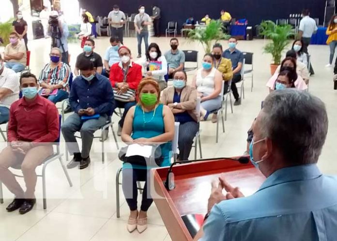 Foro en la UNAN-Managua sobre alcances en educación
