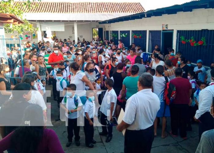 Comienzo de un nuevo ciclo escolar para Granada