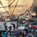 Dan de alta a segunda víctima de incendio del barrio Hilario Sánchez, Managua Escombros en que quedó una vivienda en Managua tras un incendio