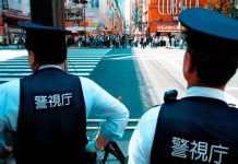 Hombre asesina a médico en Japón