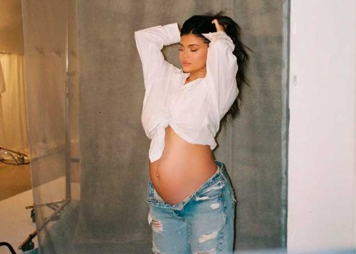 Íntimo y lujoso baby shower del segundo bebé de Kylie Jenner (foto)