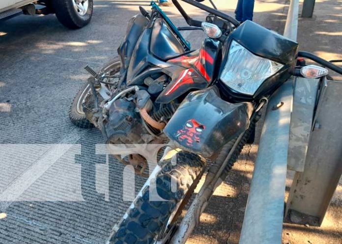 Choque de motociclistas en Ctra. Vieja a León, Managua