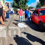 Anciano muere repentinamente en parada de bus de Managua Anciano muere repentinamente en parada de bus de Managua