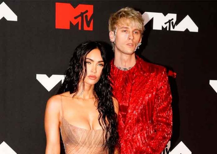 Tras dar el sí, Megan Fox bebió la sangre de su novio