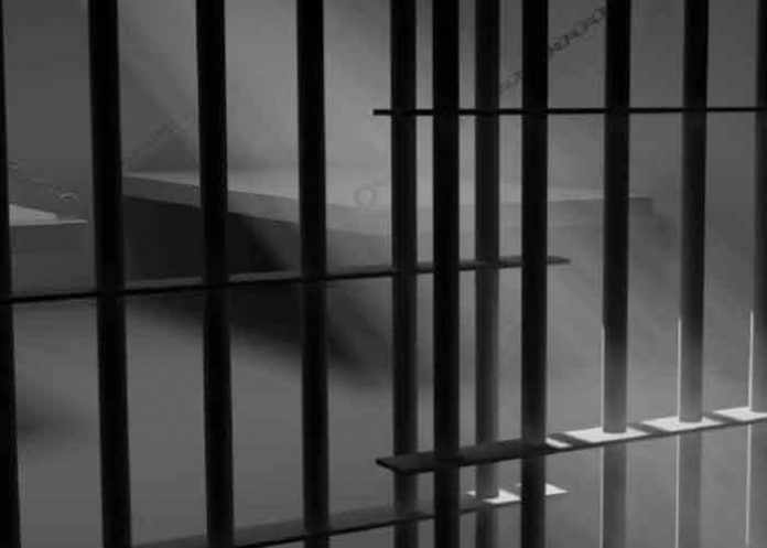 mexico1 ¡62 años tras la cárcel! Golpeó e intentó calcinar a su padre en México