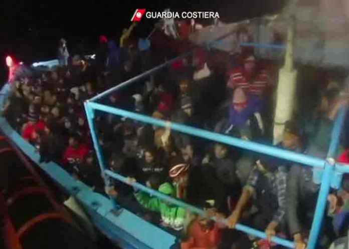 Migrantes mueren de frío en mar Mediterráneo