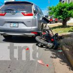 Primos salen catapultados por camioneta en Los Robles, Managua Accidente de tránsito en sector de Monte de los Olivos, Managua
