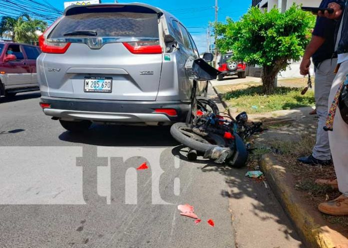 Accidente de tránsito en sector de Monte de los Olivos, Managua