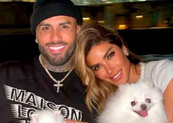 ¡Igual que Anuel! Nicky Jam y su novia sellan su amor con un tatuaje