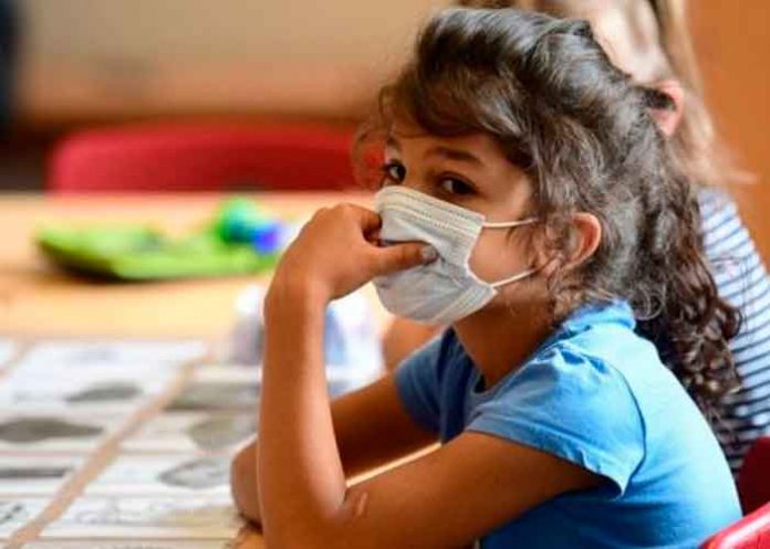 ¿Peligroso para niñas y niños? Esto revela estudio sobre el Ómicron