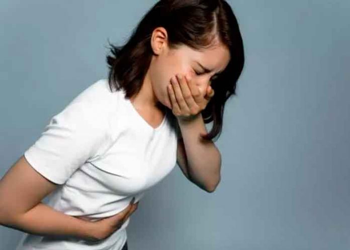 Identifican síntomas estomacales generados por Ómicron, variante de Covid-19