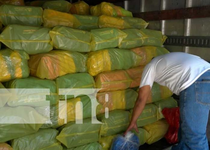 Paquetes escolares para colegios de Ometepe