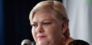 Paquita la del Barrio aparece postrada en una cama y preocupa a sus fans