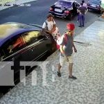 ¡Para eso sí son buenos! Descarado robo de retrovisor en Managua (VIDEO) Robo de retrovisor de un vehículo en Managua