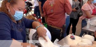 Se desbordan comprando queso a precio solidario en "Feria de los Lácteos"