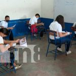Reparación de clases con exámenes en colegios de Managua