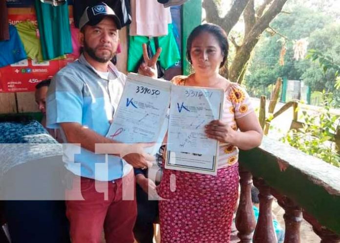 Entrega de títulos de propiedad para Río Blanco