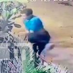 Captan a sujeto robando adorno navideño de una casa en Chinandega (VIDEO) Sujeto que se metió a robar en una vivienda de Chinandega
