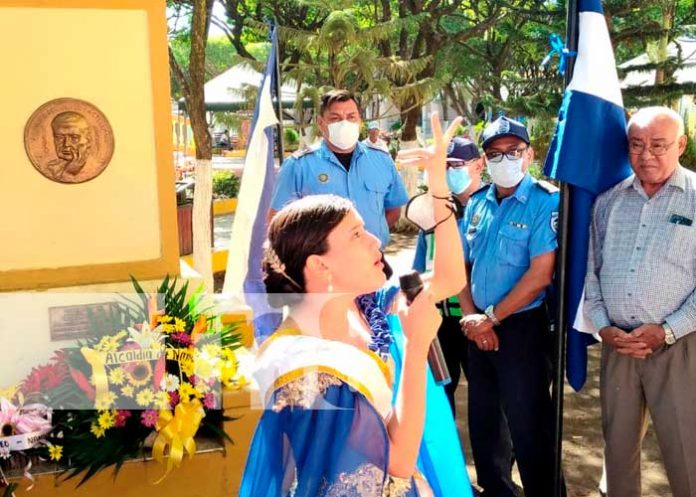 Conmemoración a Rubén Darío desde el parque municipal en Nandaime