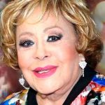 Silvia Pinal reaparece con sus hijos tras vencer al COVID