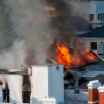 Parlamento de Sudáfrica en llamas tras un «violento incendio» Incendio en el histórico edificio del Parlamento en Sudáfrica