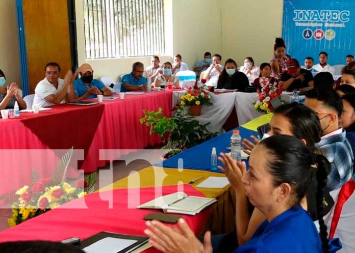Encuentro con docentes técnicos en Matagalpa