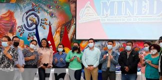 Reconocimiento a docentes de teleclases en Nicaragua