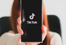 Gracias a TikTok descubrió la infidelidad de su novio ¡en sus narices! Gracias a TikTok descubrió la infidelidad de su novio ¡en sus narices!