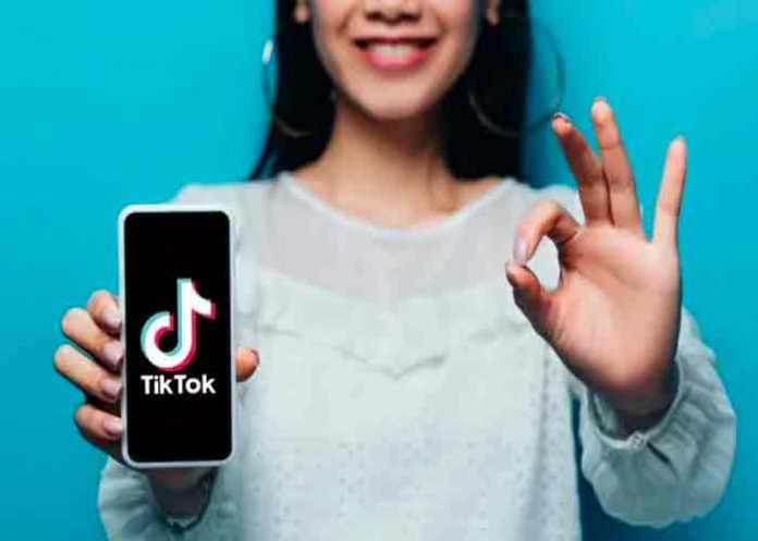 TikTok trabaja en la nueva función de chat grupales