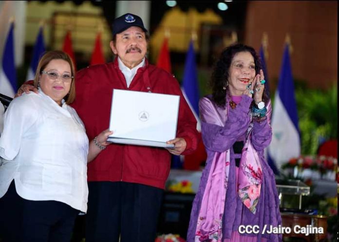 toma-posesion-5 Presidente de Nicaragua, Daniel Ortega en Toma de Posesión el 10 de enero